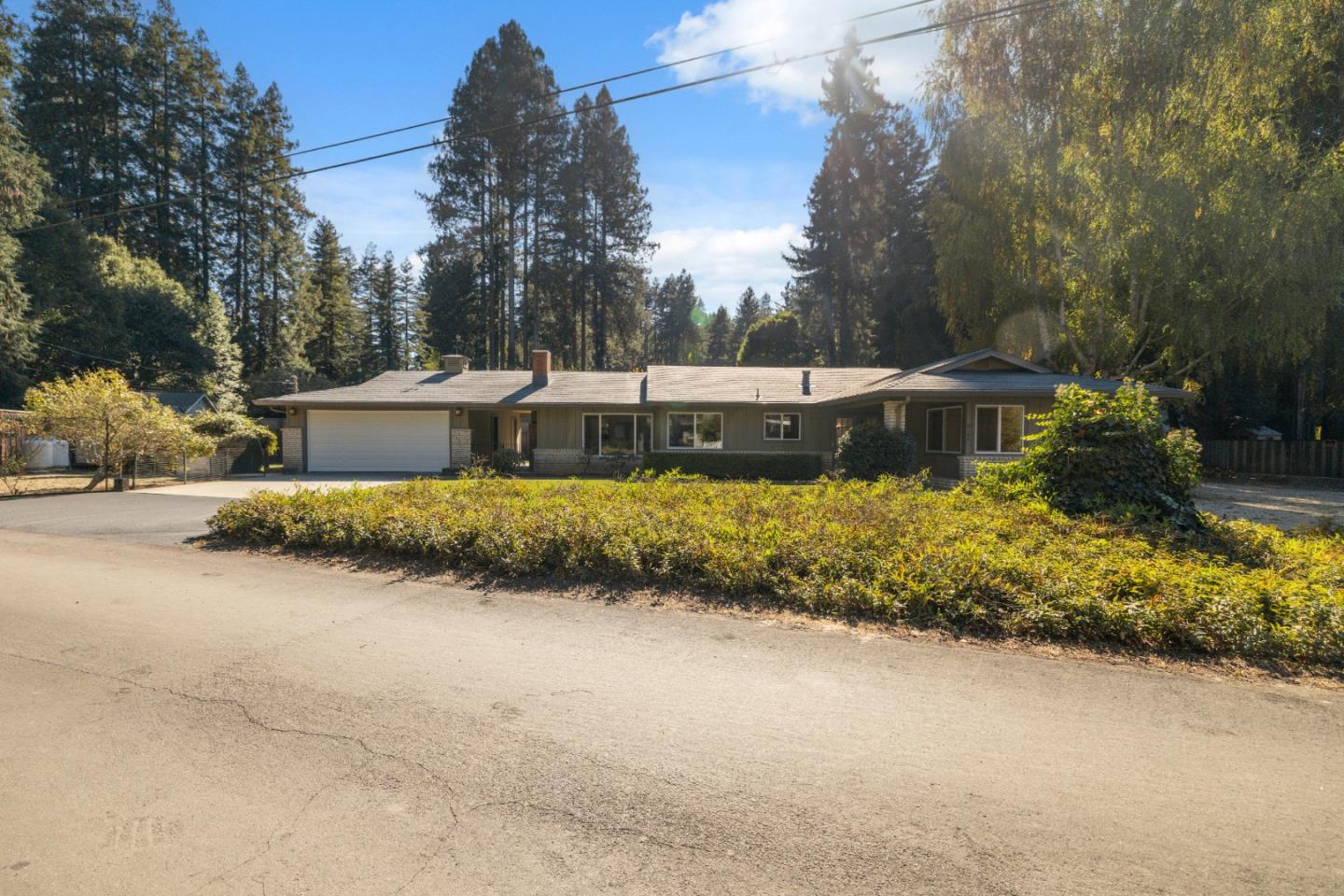 Detail Gallery Image 43 of 86 For 180 Sunnycroft Rd, Ben Lomond,  CA 95005 - 3 Beds | 2/1 Baths