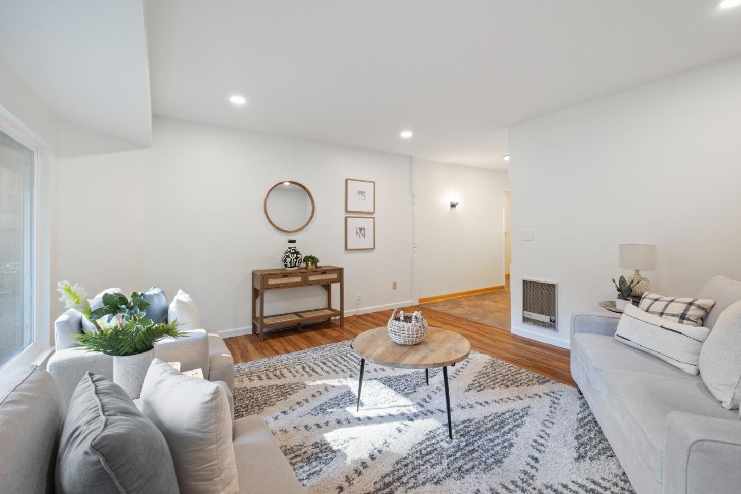 Detail Gallery Image 5 of 86 For 180 Sunnycroft Rd, Ben Lomond,  CA 95005 - 3 Beds | 2/1 Baths