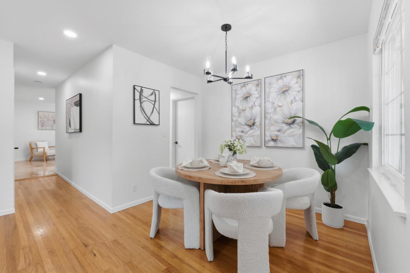 Detail Gallery Image 12 of 30 For 1060 Weyburn Ln, San Jose,  CA 95129 - 3 Beds | 2 Baths