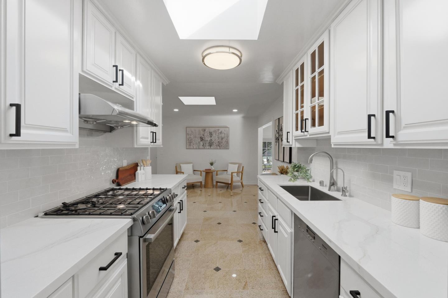 Detail Gallery Image 13 of 30 For 1060 Weyburn Ln, San Jose,  CA 95129 - 3 Beds | 2 Baths