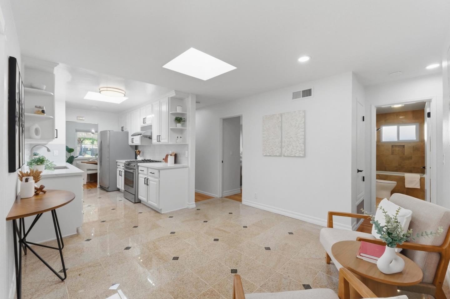 Detail Gallery Image 17 of 30 For 1060 Weyburn Ln, San Jose,  CA 95129 - 3 Beds | 2 Baths