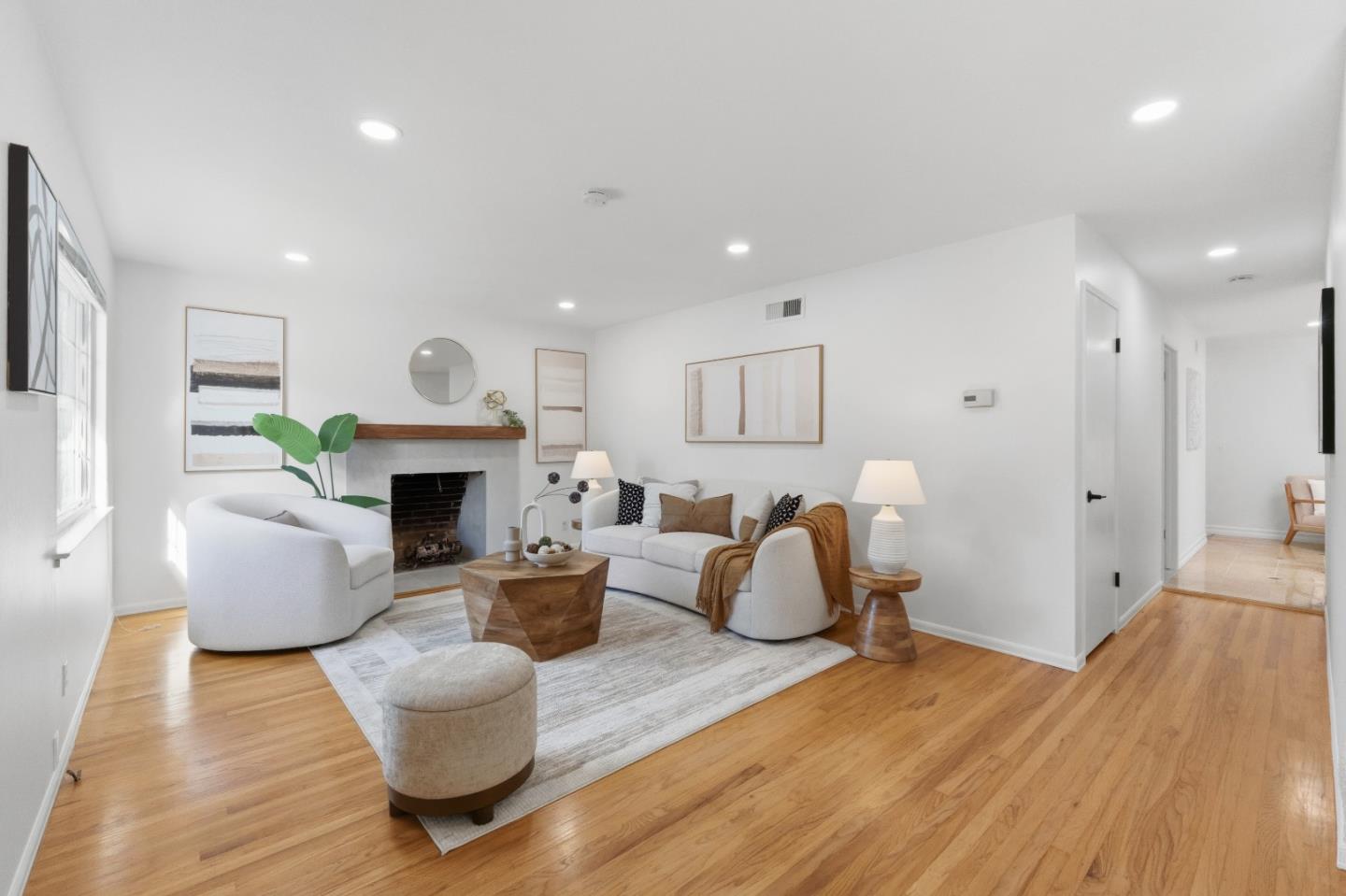 Detail Gallery Image 7 of 30 For 1060 Weyburn Ln, San Jose,  CA 95129 - 3 Beds | 2 Baths