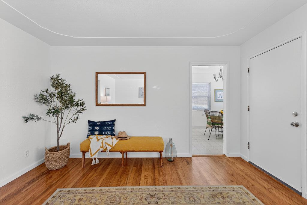 Detail Gallery Image 13 of 32 For 111 Elk St, Santa Cruz,  CA 95065 - 2 Beds | 1 Baths