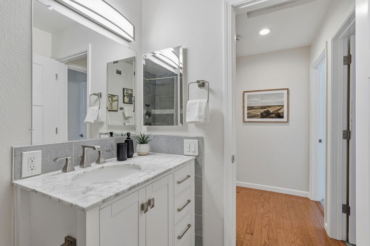 Detail Gallery Image 24 of 40 For 10902 Northfield Sq, Cupertino,  CA 95014 - 2 Beds | 2 Baths