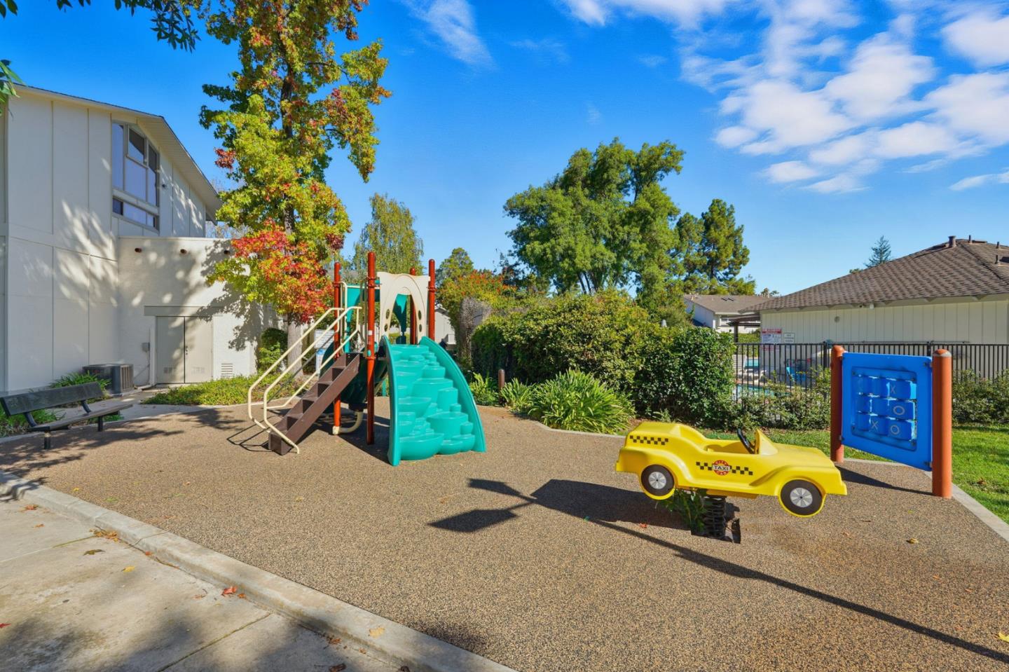 Detail Gallery Image 32 of 40 For 10902 Northfield Sq, Cupertino,  CA 95014 - 2 Beds | 2 Baths