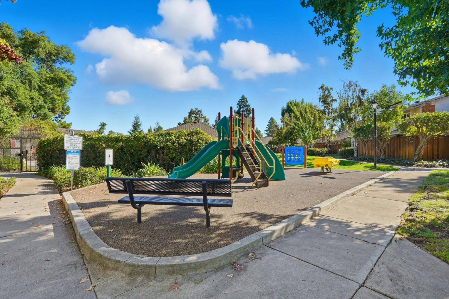 Detail Gallery Image 33 of 40 For 10902 Northfield Sq, Cupertino,  CA 95014 - 2 Beds | 2 Baths