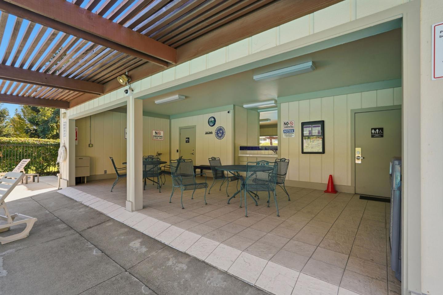 Detail Gallery Image 37 of 40 For 10902 Northfield Sq, Cupertino,  CA 95014 - 2 Beds | 2 Baths