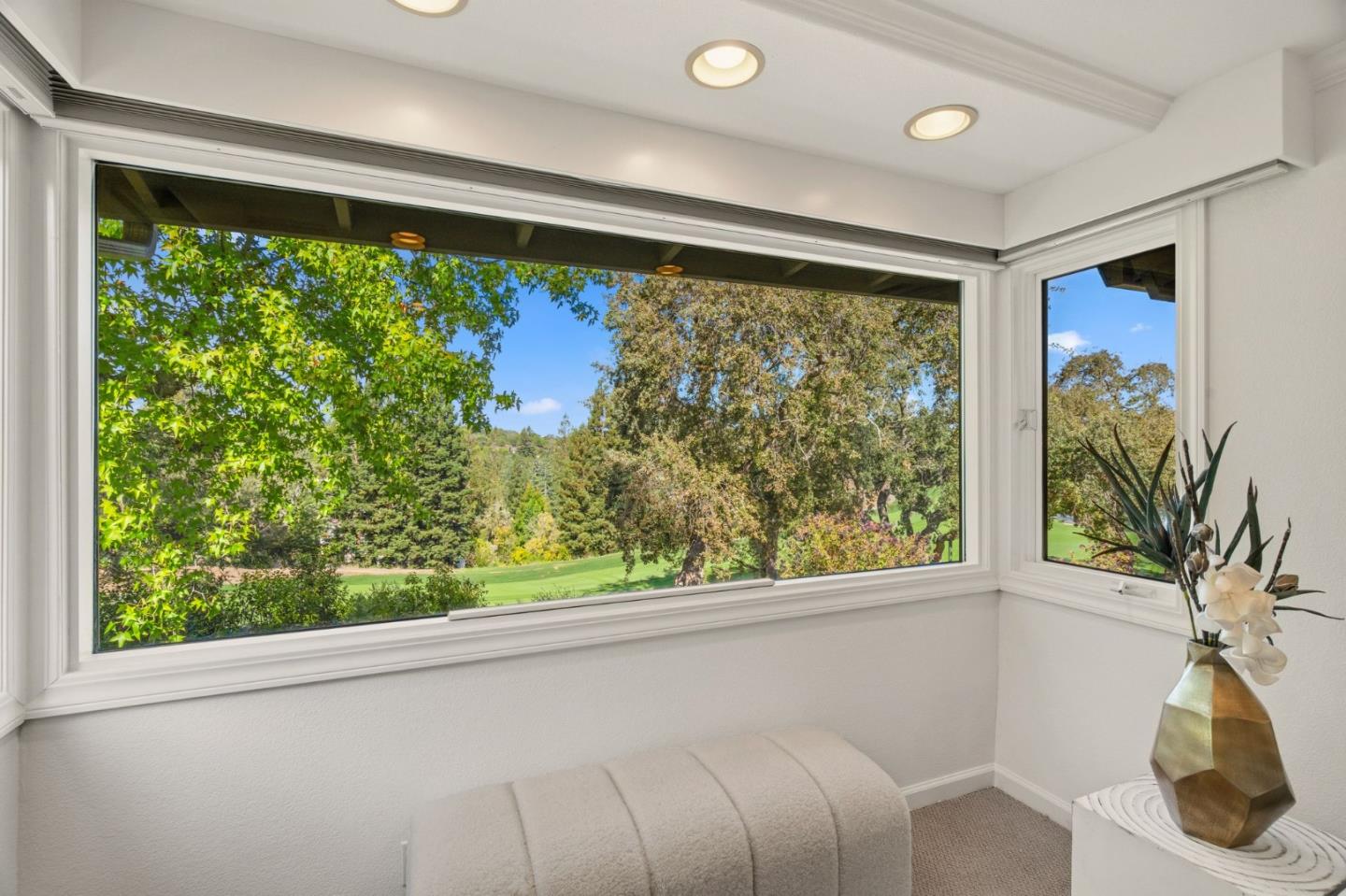 Detail Gallery Image 24 of 45 For 416 Sand Hill Cir, Menlo Park,  CA 94025 - 3 Beds | 2/1 Baths
