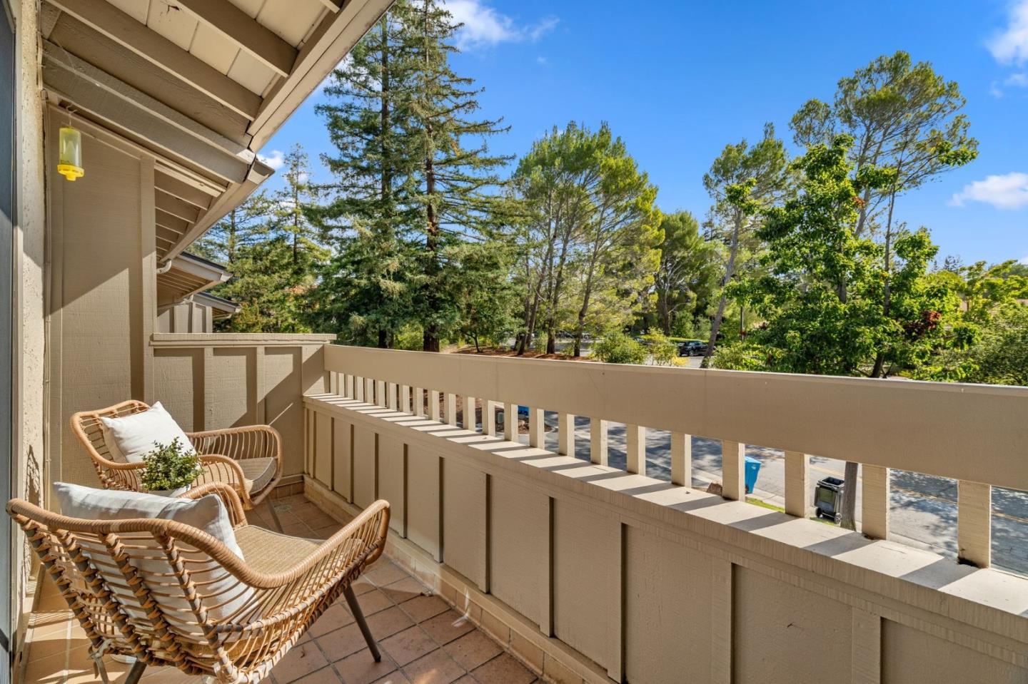 Detail Gallery Image 28 of 45 For 416 Sand Hill Cir, Menlo Park,  CA 94025 - 3 Beds | 2/1 Baths