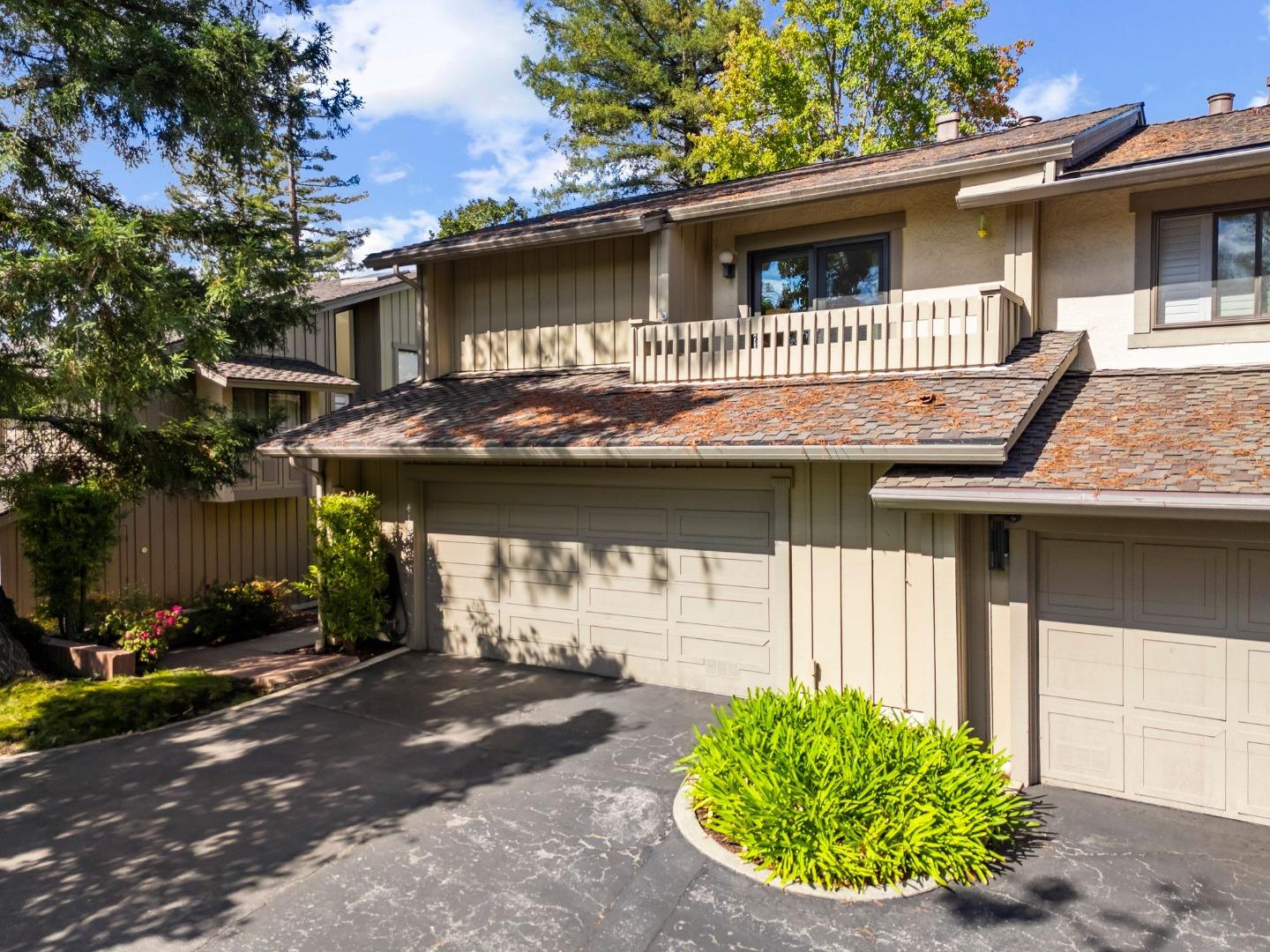 Detail Gallery Image 3 of 45 For 416 Sand Hill Cir, Menlo Park,  CA 94025 - 3 Beds | 2/1 Baths