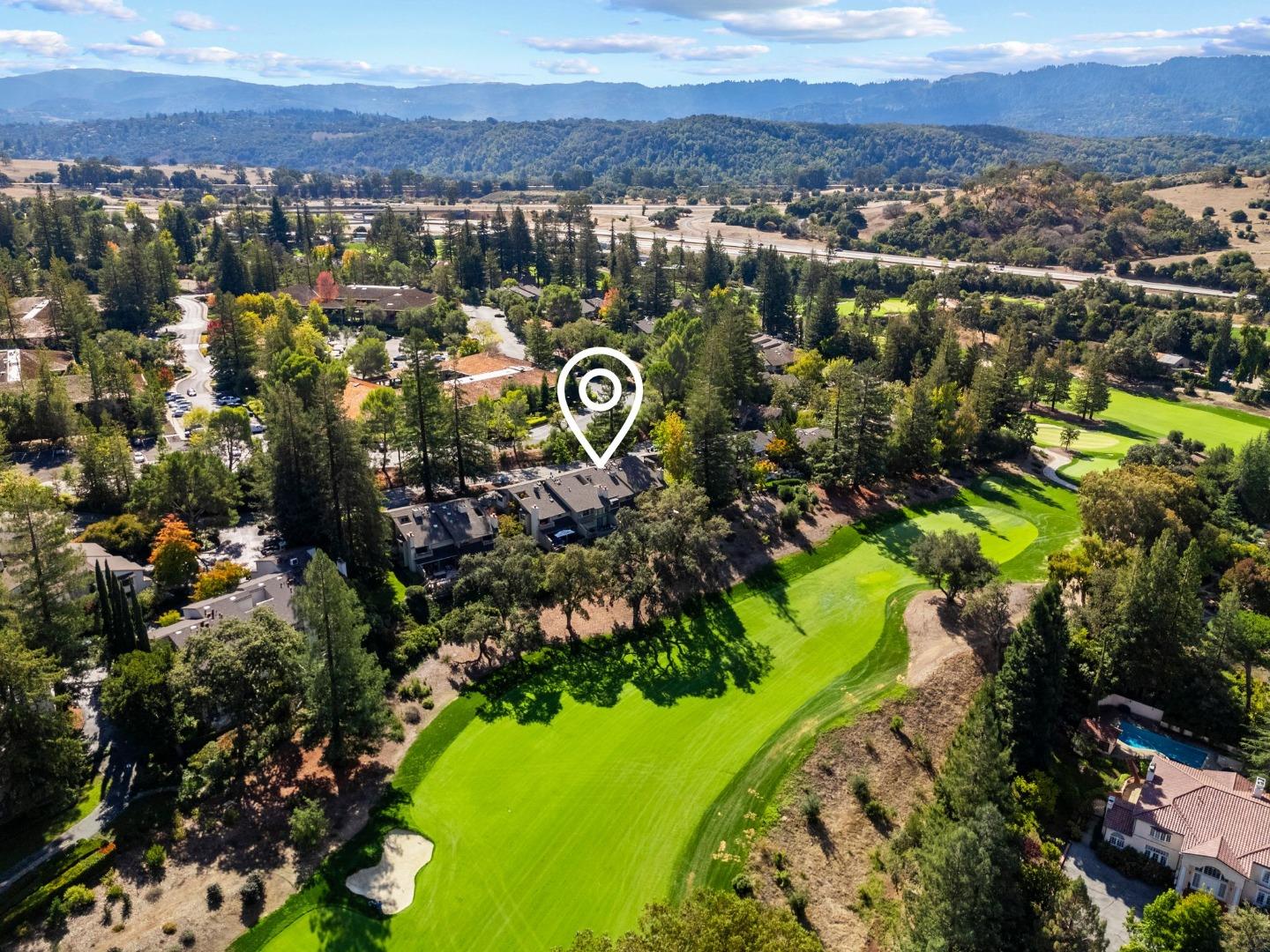 Detail Gallery Image 5 of 45 For 416 Sand Hill Cir, Menlo Park,  CA 94025 - 3 Beds | 2/1 Baths