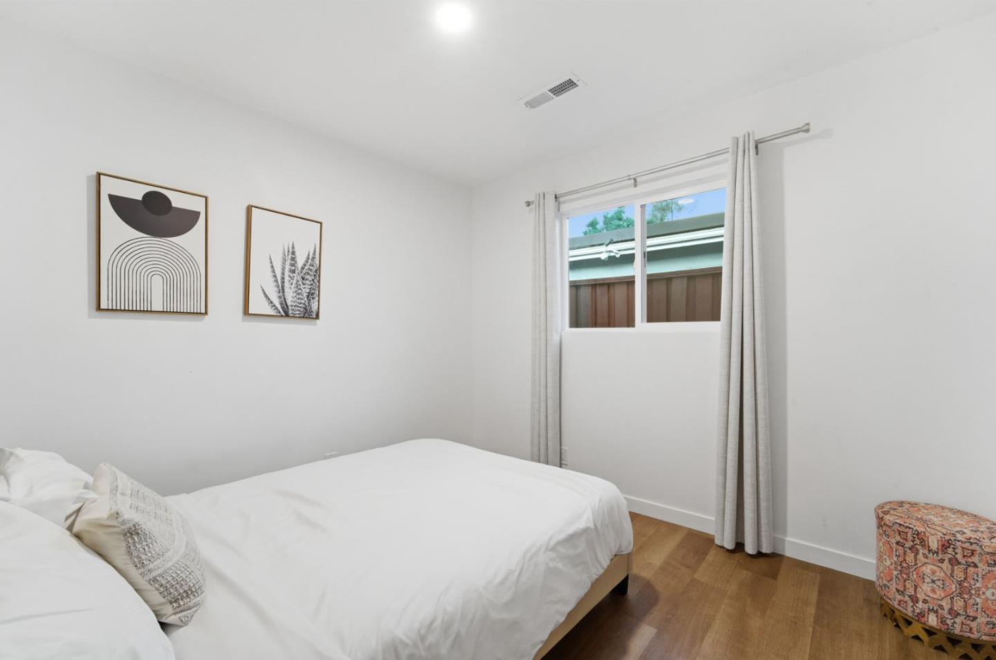 Detail Gallery Image 10 of 39 For 204 Santa Rosa Dr, San Jose,  CA 95111 - 3 Beds | 2 Baths