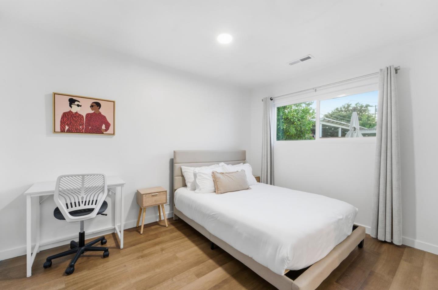 Detail Gallery Image 11 of 39 For 204 Santa Rosa Dr, San Jose,  CA 95111 - 3 Beds | 2 Baths