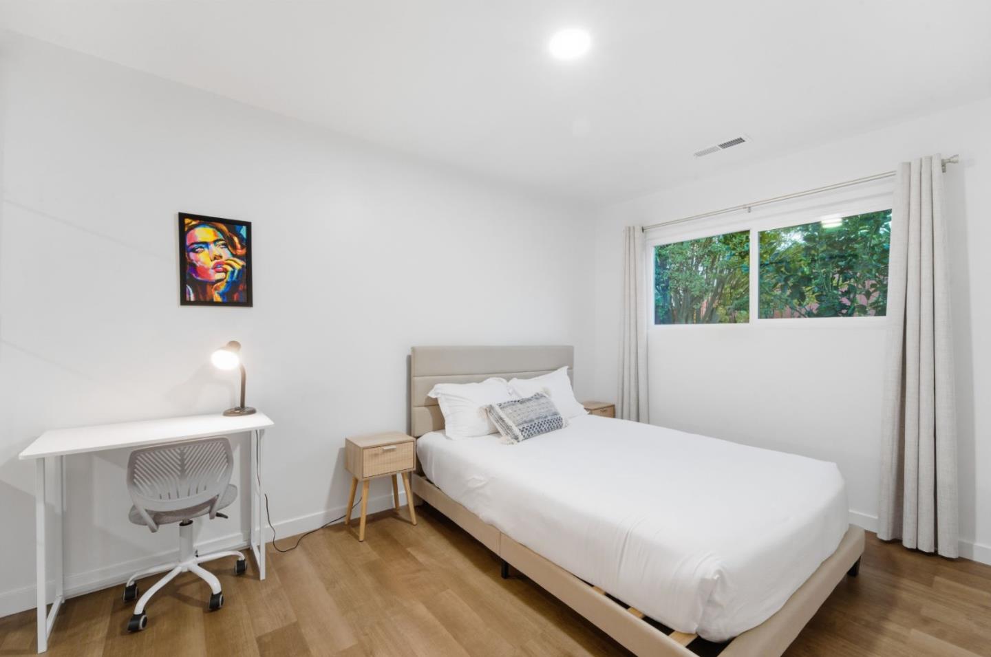 Detail Gallery Image 13 of 39 For 204 Santa Rosa Dr, San Jose,  CA 95111 - 3 Beds | 2 Baths