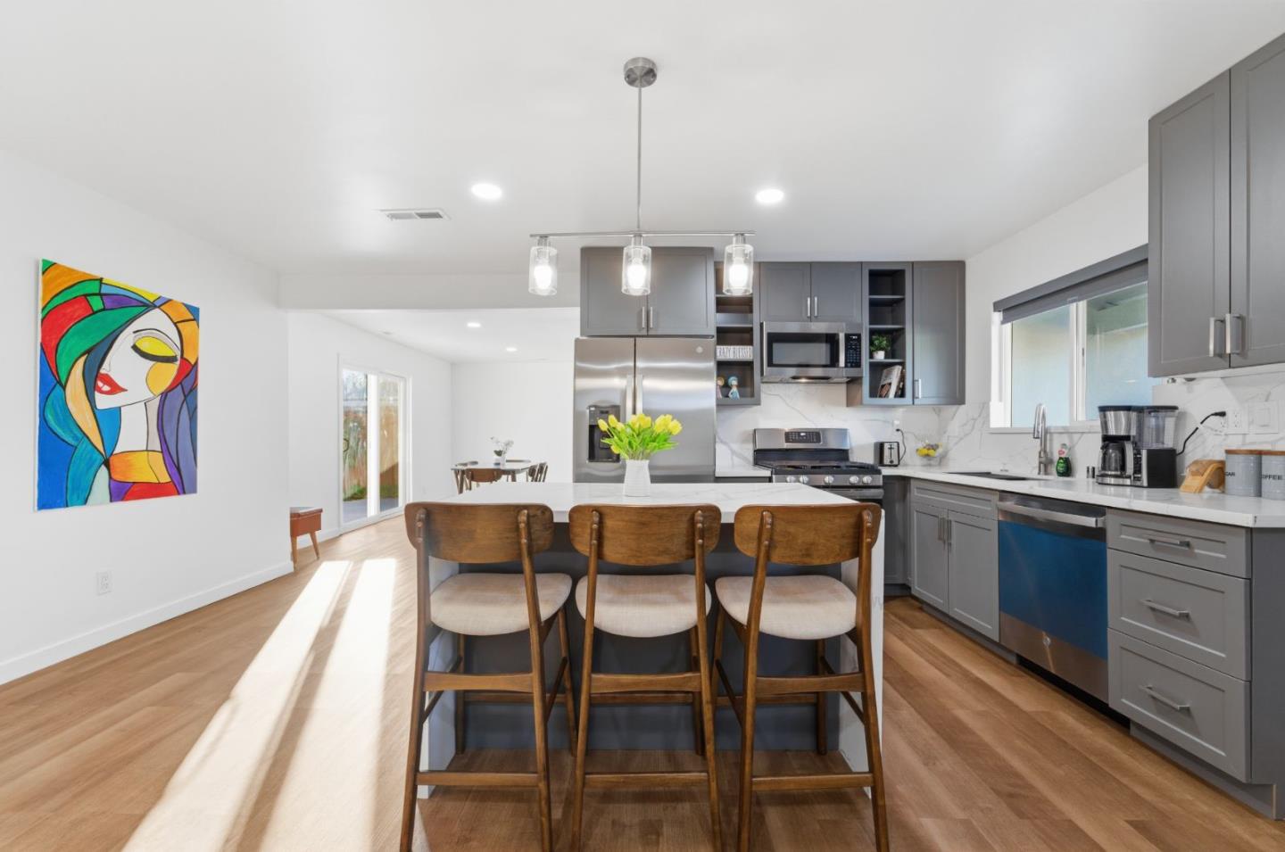 Detail Gallery Image 17 of 39 For 204 Santa Rosa Dr, San Jose,  CA 95111 - 3 Beds | 2 Baths