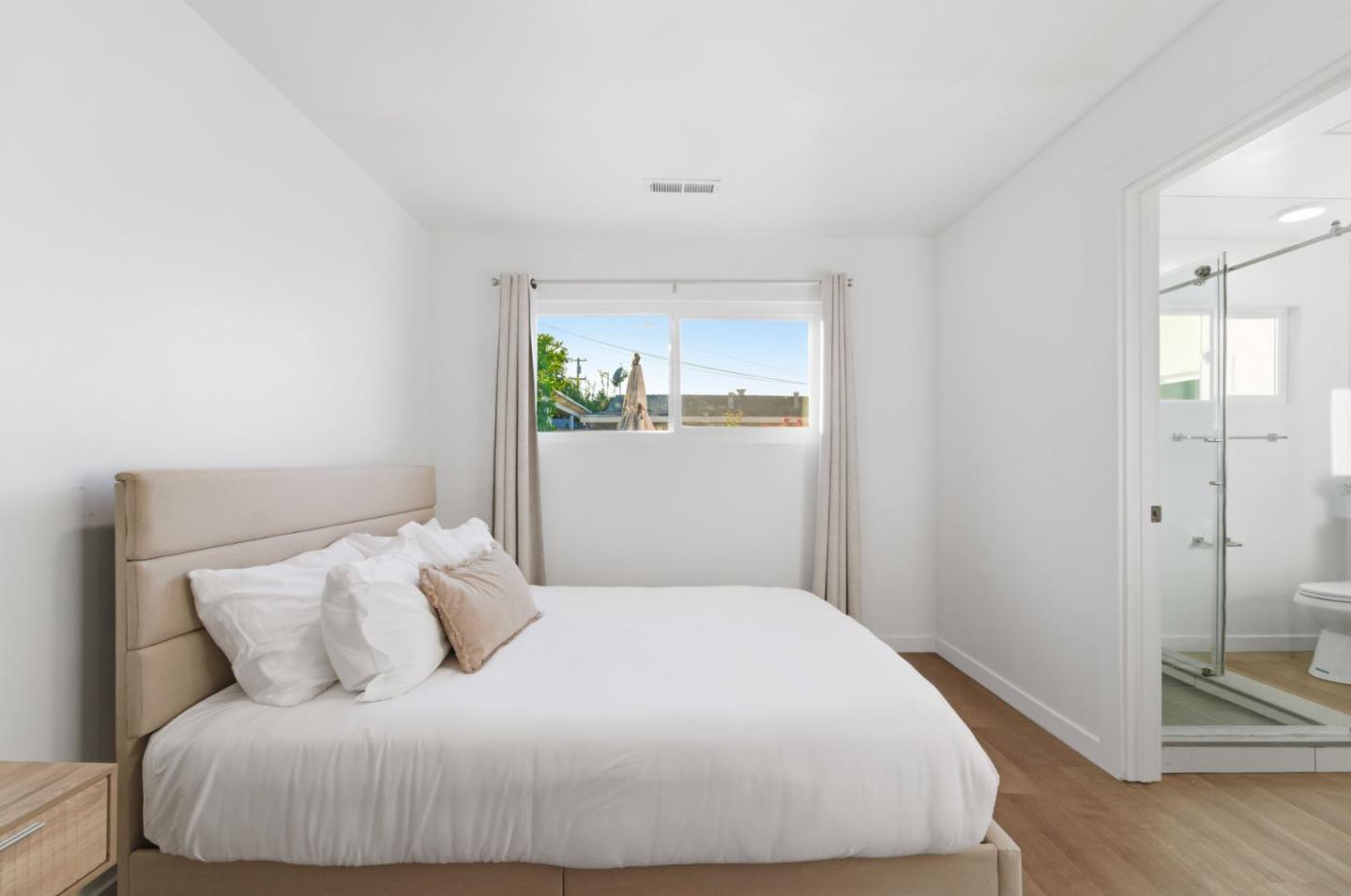 Detail Gallery Image 30 of 39 For 204 Santa Rosa Dr, San Jose,  CA 95111 - 3 Beds | 2 Baths