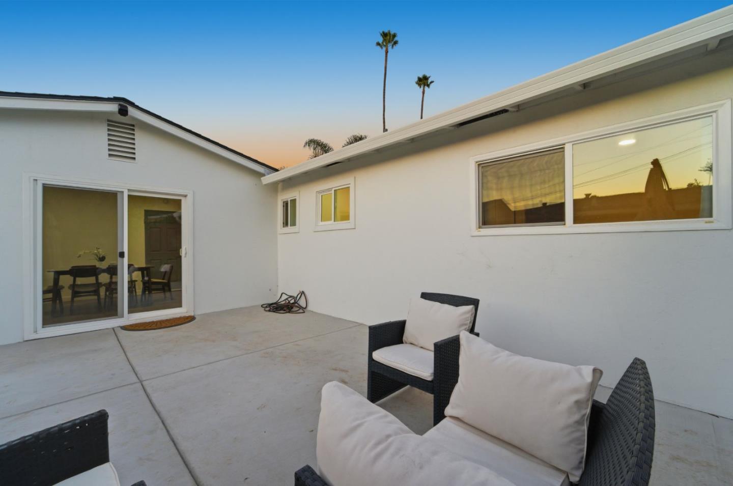 Detail Gallery Image 6 of 39 For 204 Santa Rosa Dr, San Jose,  CA 95111 - 3 Beds | 2 Baths