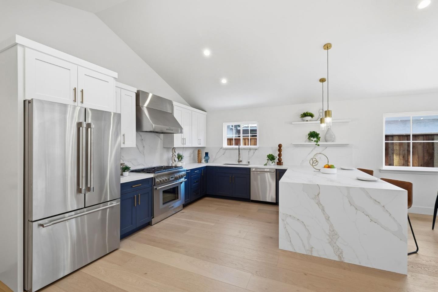 Detail Gallery Image 7 of 36 For 136 Tamarack Dr, Union City,  CA 94587 - 3 Beds | 2 Baths