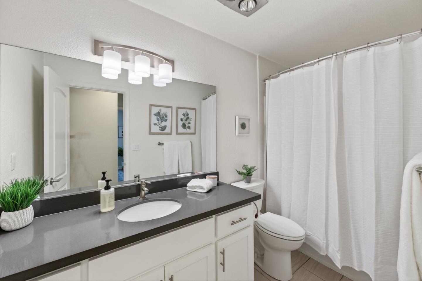 Detail Gallery Image 13 of 26 For 755 14th Ave #216,  Santa Cruz,  CA 95062 - 2 Beds | 1 Baths