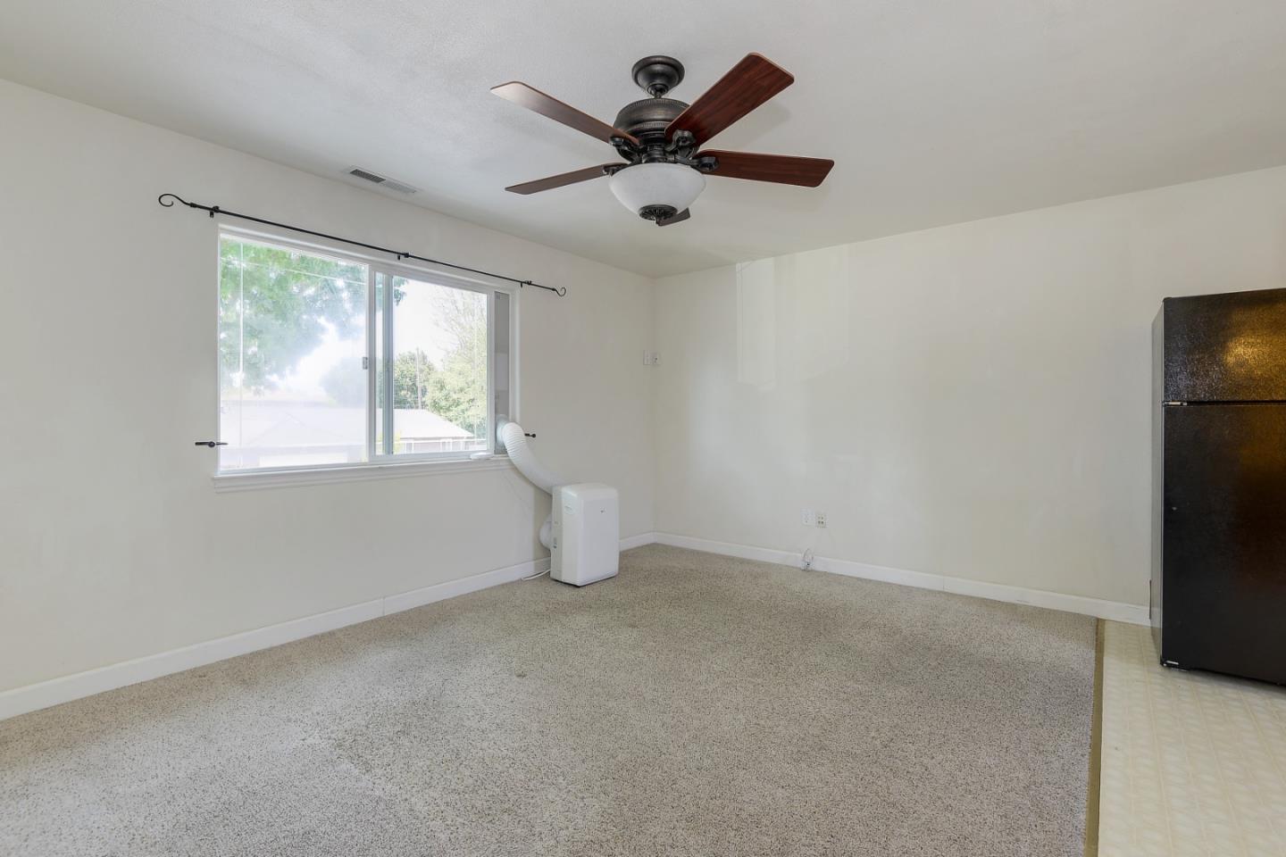 Detail Gallery Image 5 of 11 For 3097 Forbes Ave, Santa Clara,  CA 95051 - 1 Beds | 1 Baths