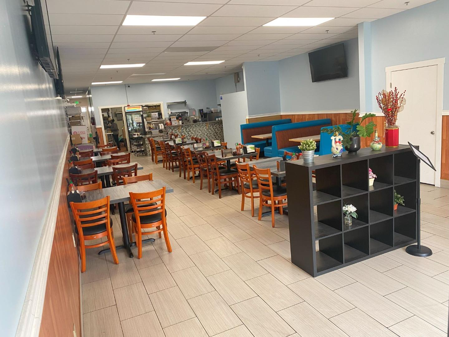 Detail Gallery Image 2 of 20 For 1616 International Blvd, Oakland,  CA 94606 - – Beds | – Baths