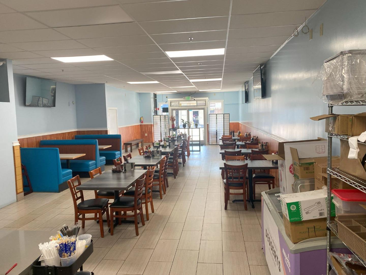 Detail Gallery Image 3 of 20 For 1616 International Blvd, Oakland,  CA 94606 - – Beds | – Baths