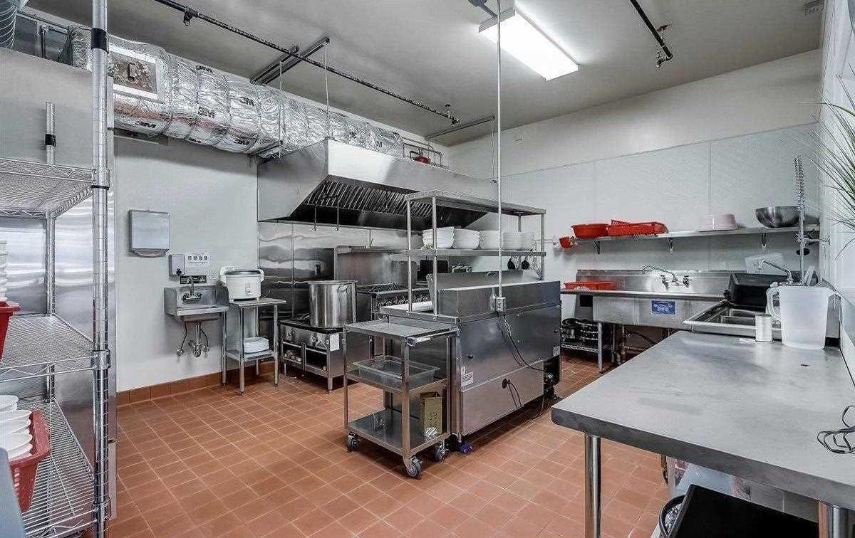 Detail Gallery Image 8 of 20 For 1616 International Blvd, Oakland,  CA 94606 - – Beds | – Baths