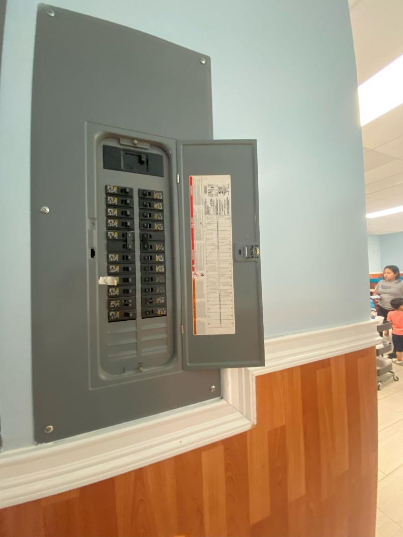 Detail Gallery Image 9 of 20 For 1616 International Blvd, Oakland,  CA 94606 - – Beds | – Baths