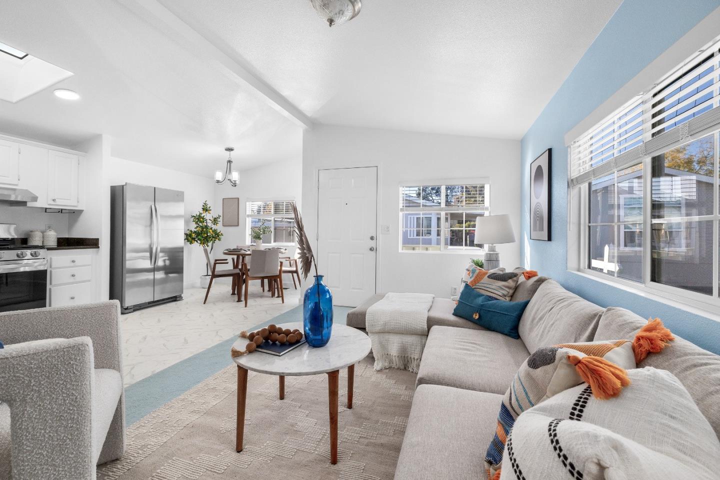 Detail Gallery Image 10 of 32 For 3710 Gross Rd #17,  Santa Cruz,  CA 95062 - 3 Beds | 2 Baths