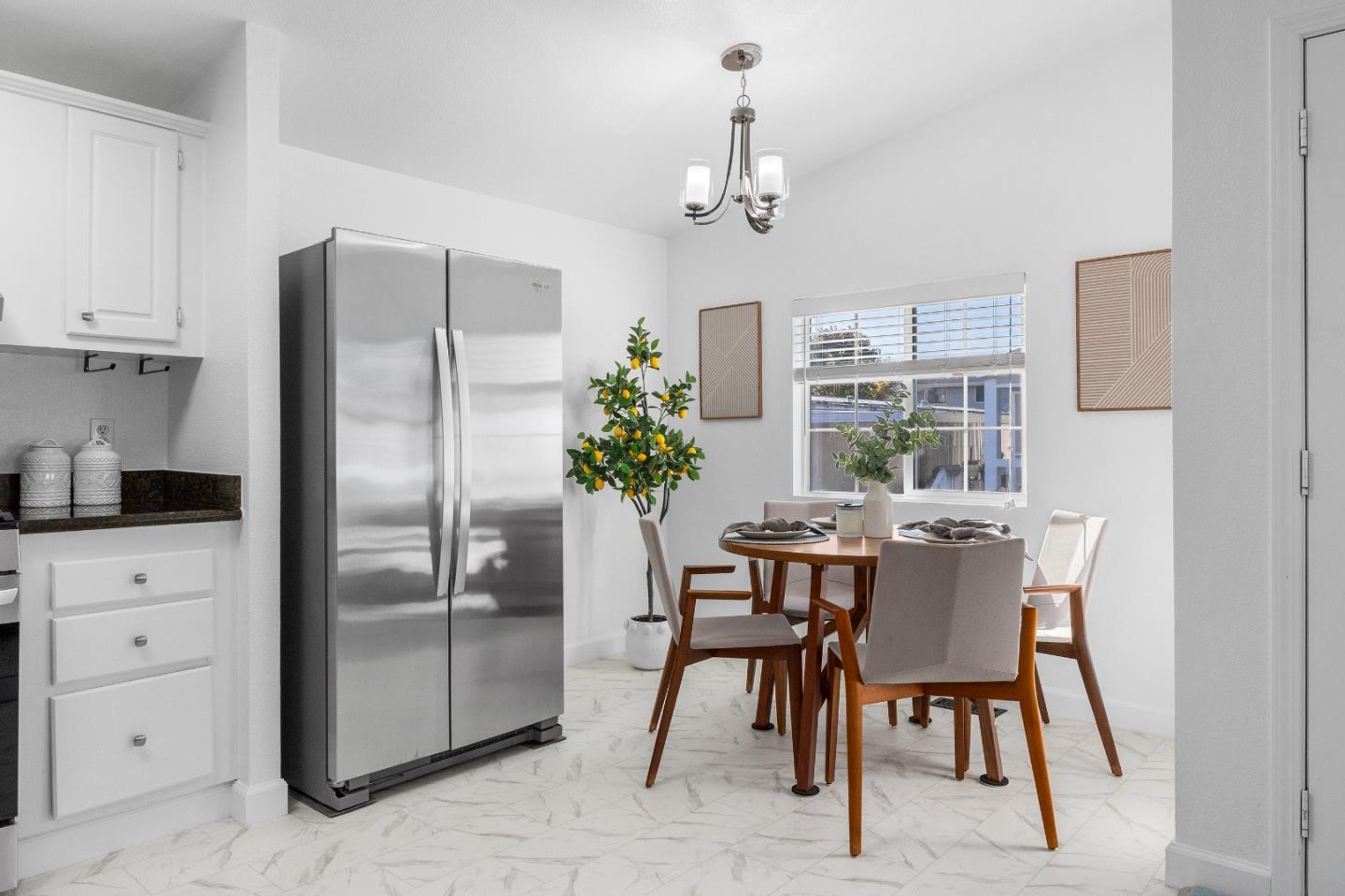 Detail Gallery Image 11 of 32 For 3710 Gross Rd #17,  Santa Cruz,  CA 95062 - 3 Beds | 2 Baths