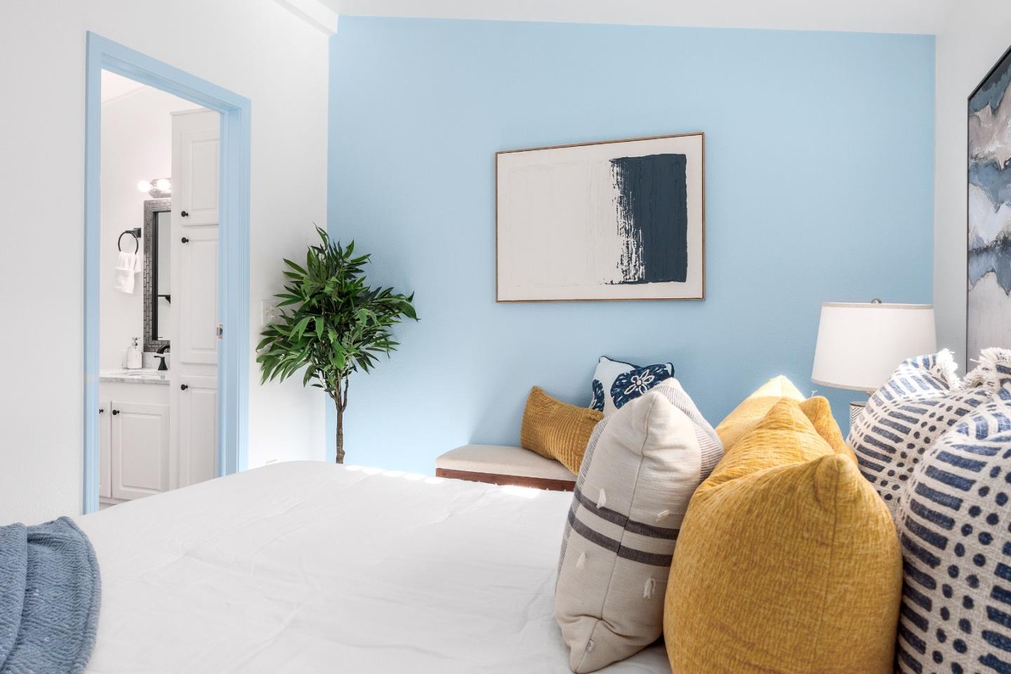 Detail Gallery Image 18 of 32 For 3710 Gross Rd #17,  Santa Cruz,  CA 95062 - 3 Beds | 2 Baths