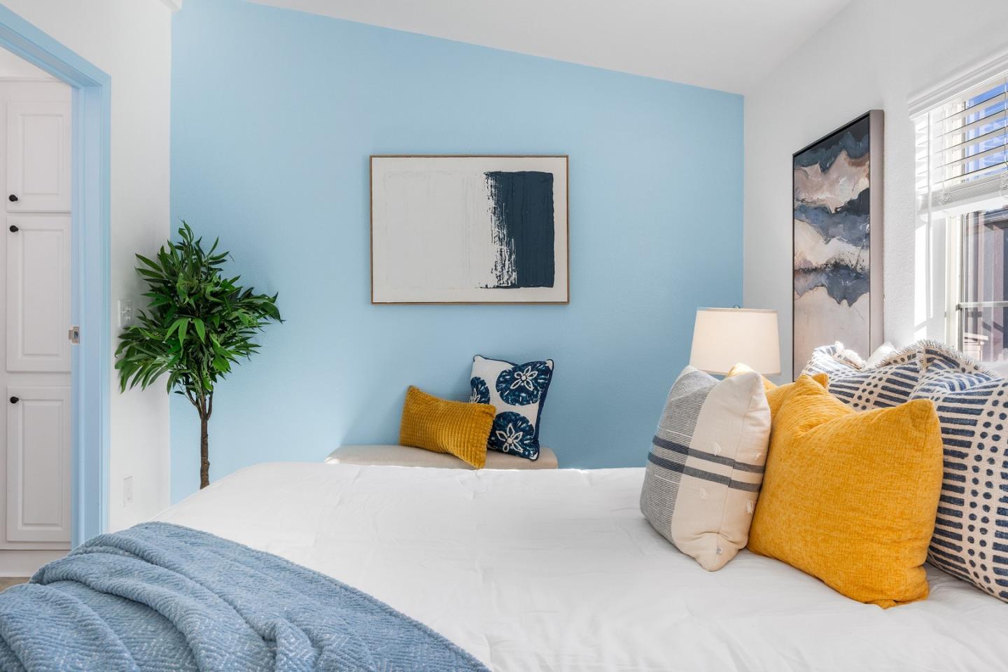 Detail Gallery Image 19 of 32 For 3710 Gross Rd #17,  Santa Cruz,  CA 95062 - 3 Beds | 2 Baths