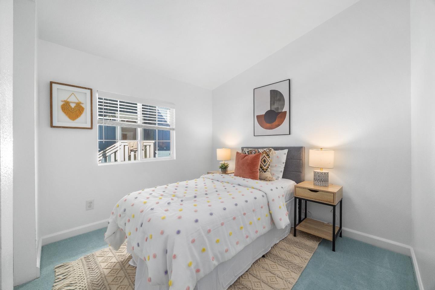 Detail Gallery Image 24 of 32 For 3710 Gross Rd #17,  Santa Cruz,  CA 95062 - 3 Beds | 2 Baths