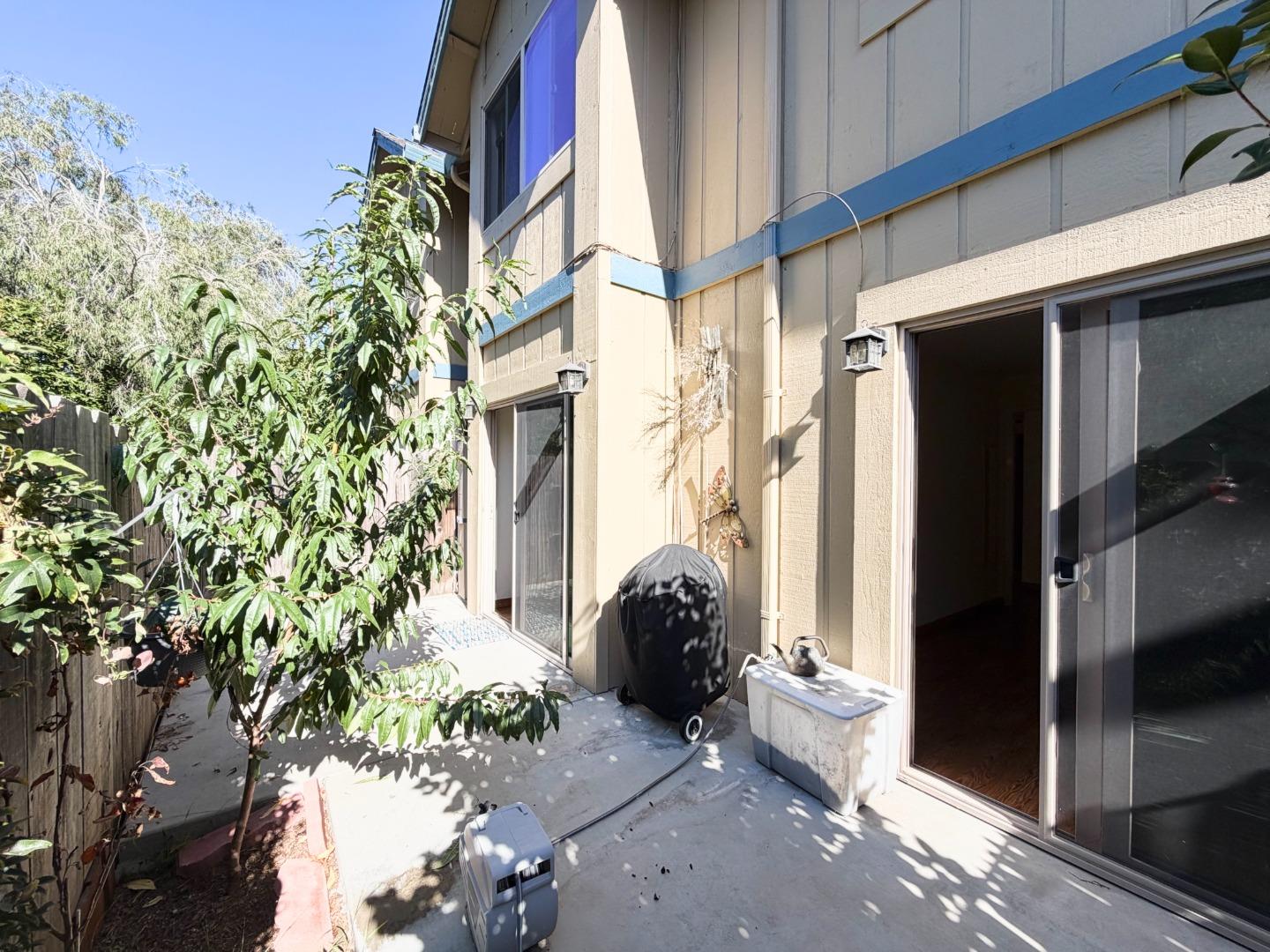 Detail Gallery Image 13 of 15 For 103 Vista Prieta Ct, Santa Cruz,  CA 95062 - 1 Beds | 1 Baths