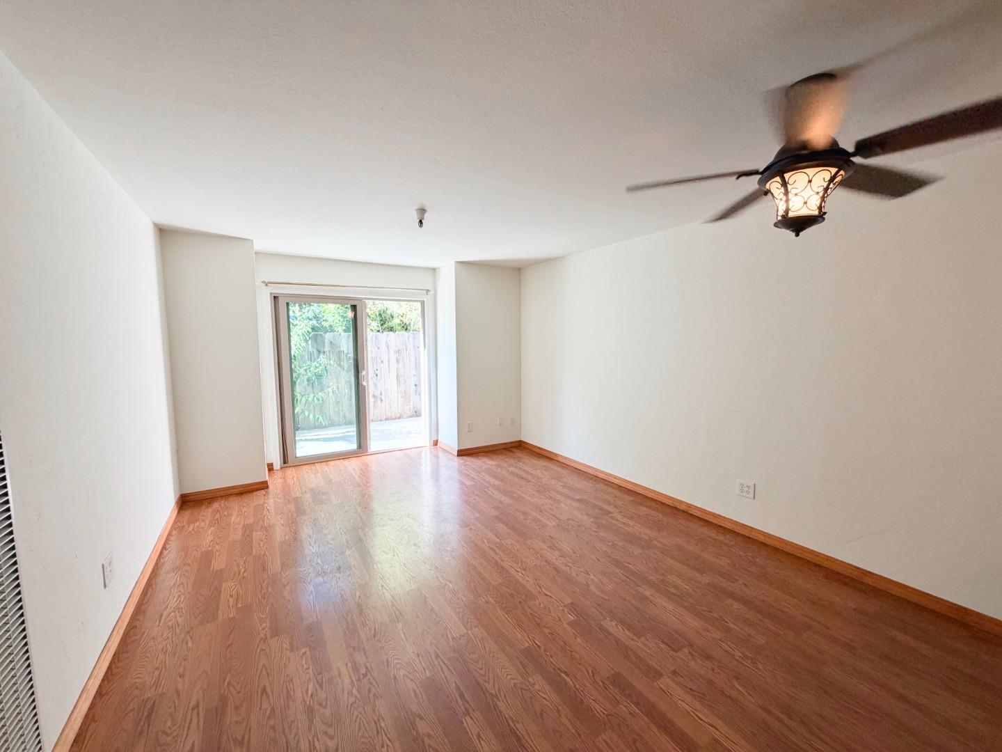 Detail Gallery Image 7 of 15 For 103 Vista Prieta Ct, Santa Cruz,  CA 95062 - 1 Beds | 1 Baths