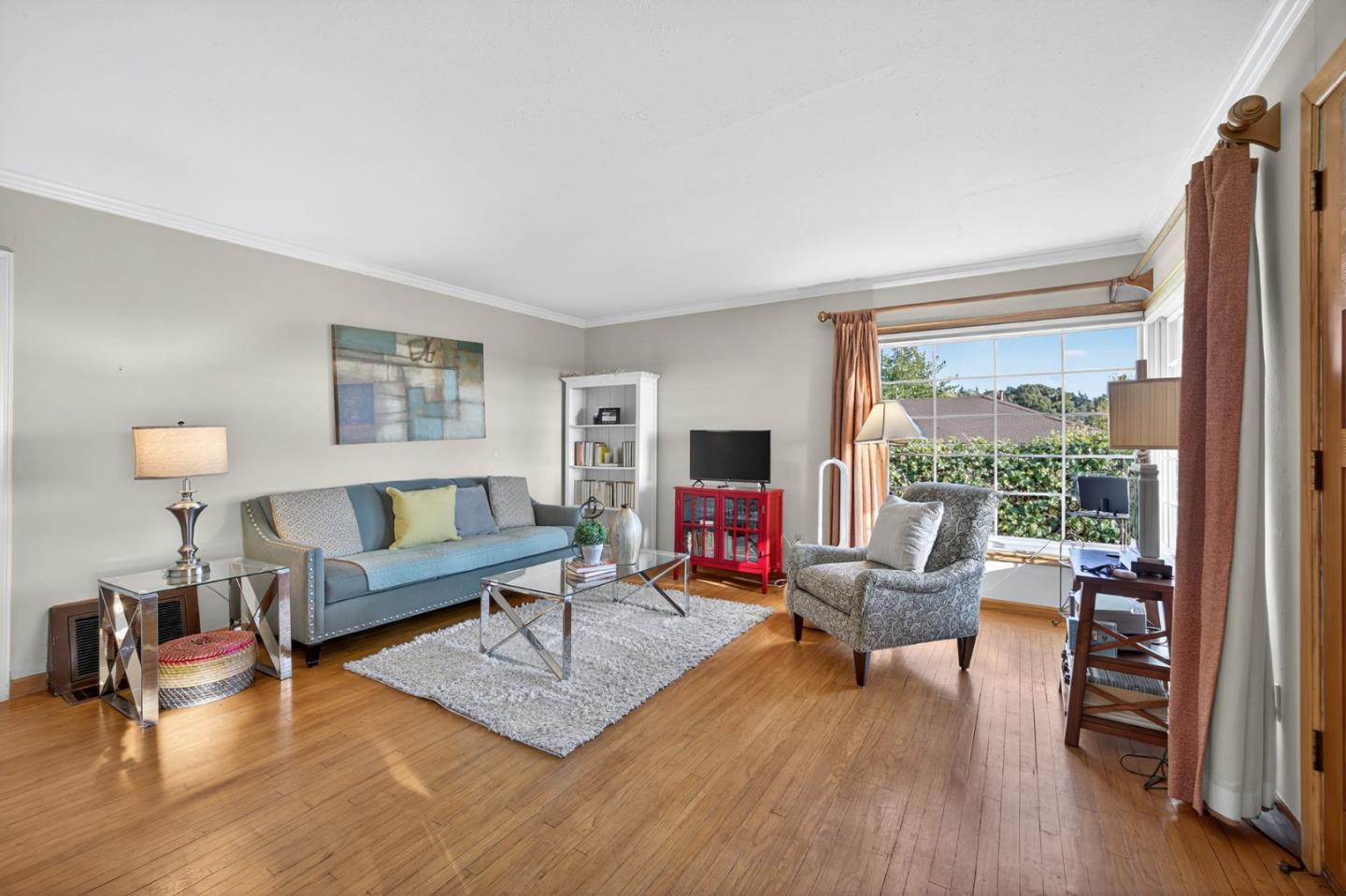 Detail Gallery Image 9 of 42 For 24546 Marie Dr, Hayward,  CA 94542 - 2 Beds | 1 Baths