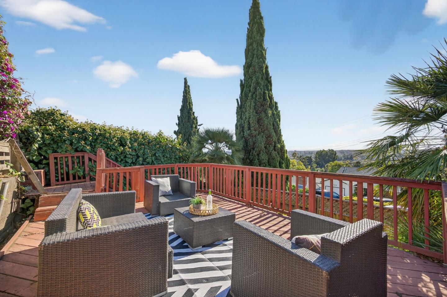 Detail Gallery Image 1 of 42 For 24546 Marie Dr, Hayward,  CA 94542 - 2 Beds | 1 Baths