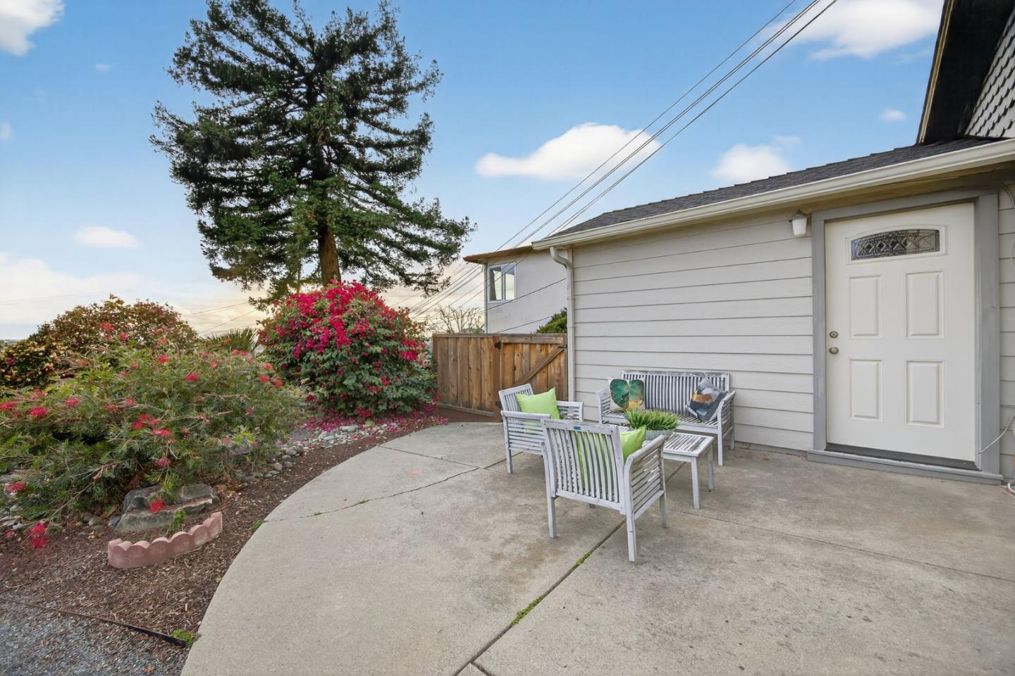 Detail Gallery Image 25 of 42 For 24546 Marie Dr, Hayward,  CA 94542 - 2 Beds | 1 Baths