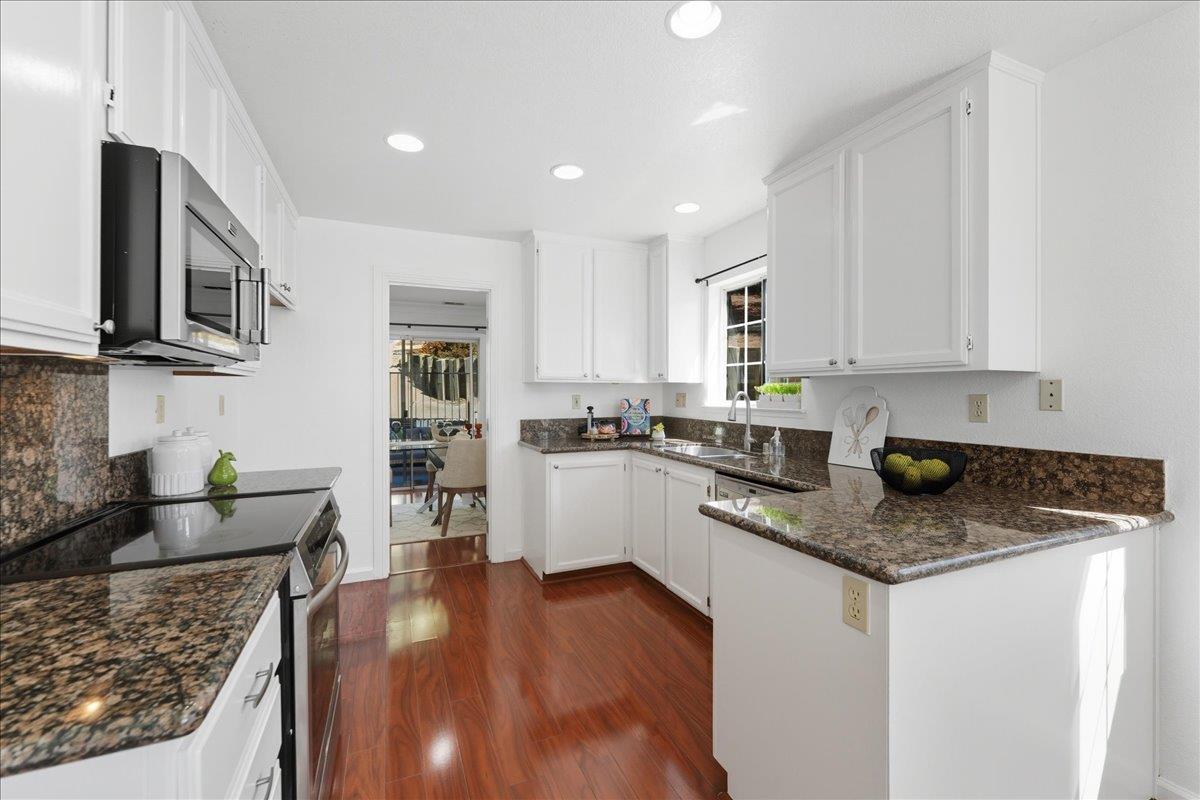 Detail Gallery Image 11 of 30 For 313 Camino Arroyo E, Danville,  CA 94506 - 3 Beds | 2/1 Baths