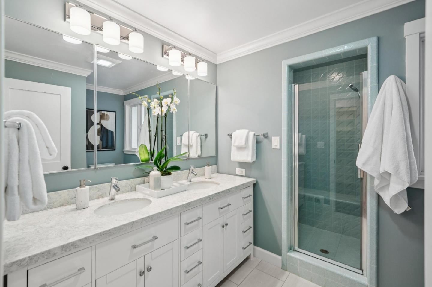 Detail Gallery Image 23 of 81 For 1523 Ashcroft Way, Sunnyvale,  CA 94087 - 6 Beds | 4/1 Baths