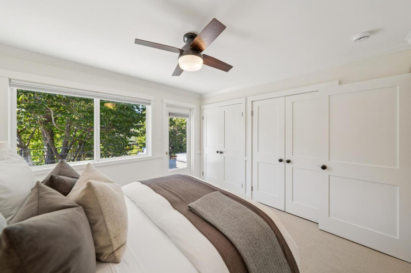 Detail Gallery Image 33 of 81 For 1523 Ashcroft Way, Sunnyvale,  CA 94087 - 6 Beds | 4/1 Baths