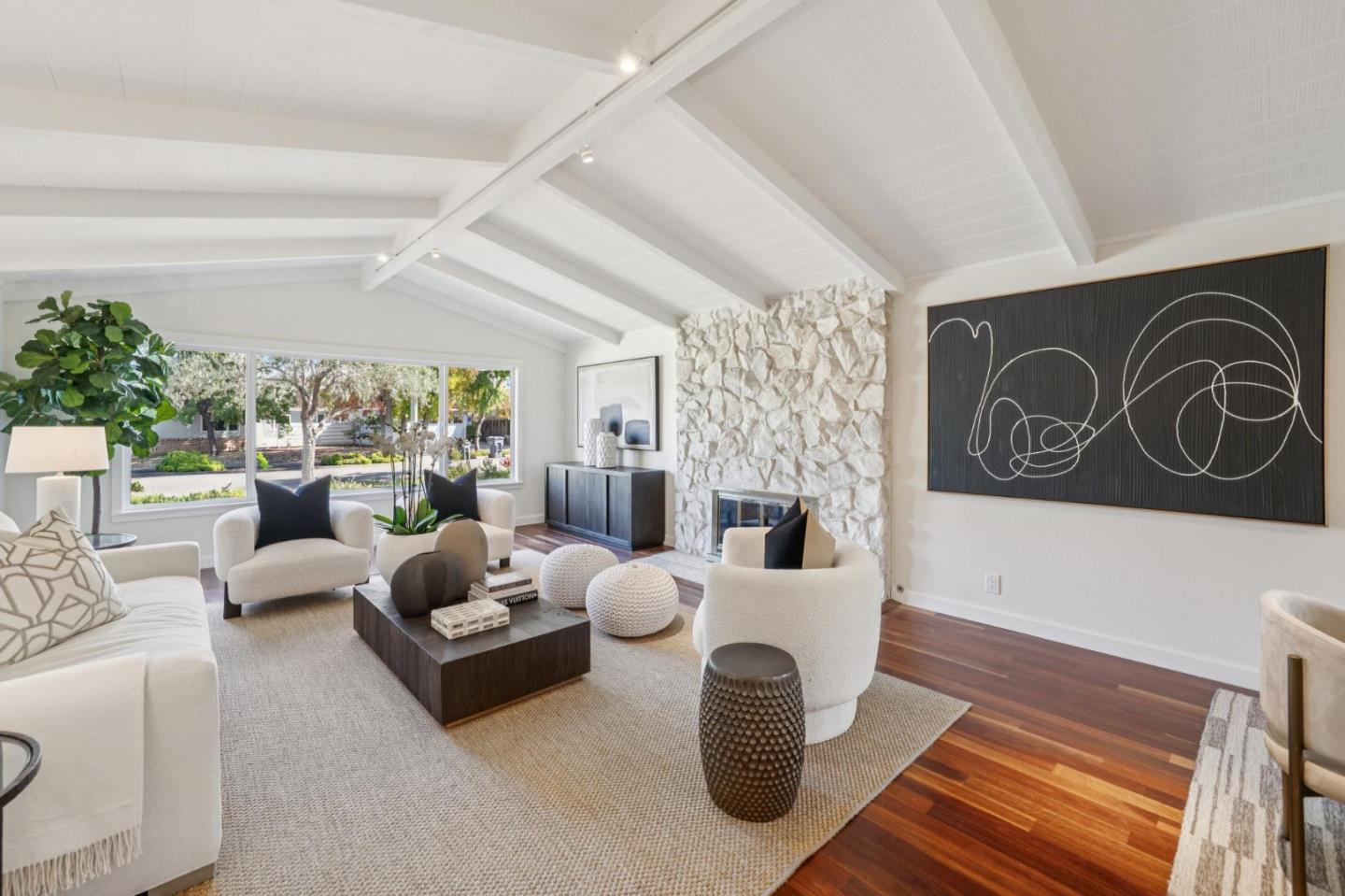 Detail Gallery Image 4 of 81 For 1523 Ashcroft Way, Sunnyvale,  CA 94087 - 6 Beds | 4/1 Baths