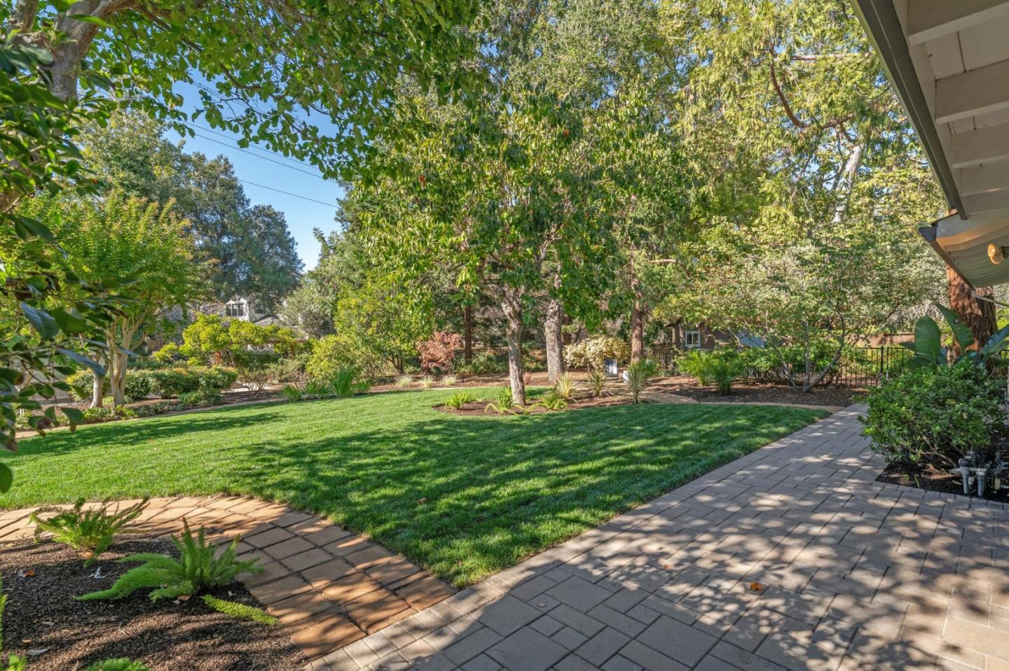 Detail Gallery Image 56 of 81 For 1523 Ashcroft Way, Sunnyvale,  CA 94087 - 6 Beds | 4/1 Baths