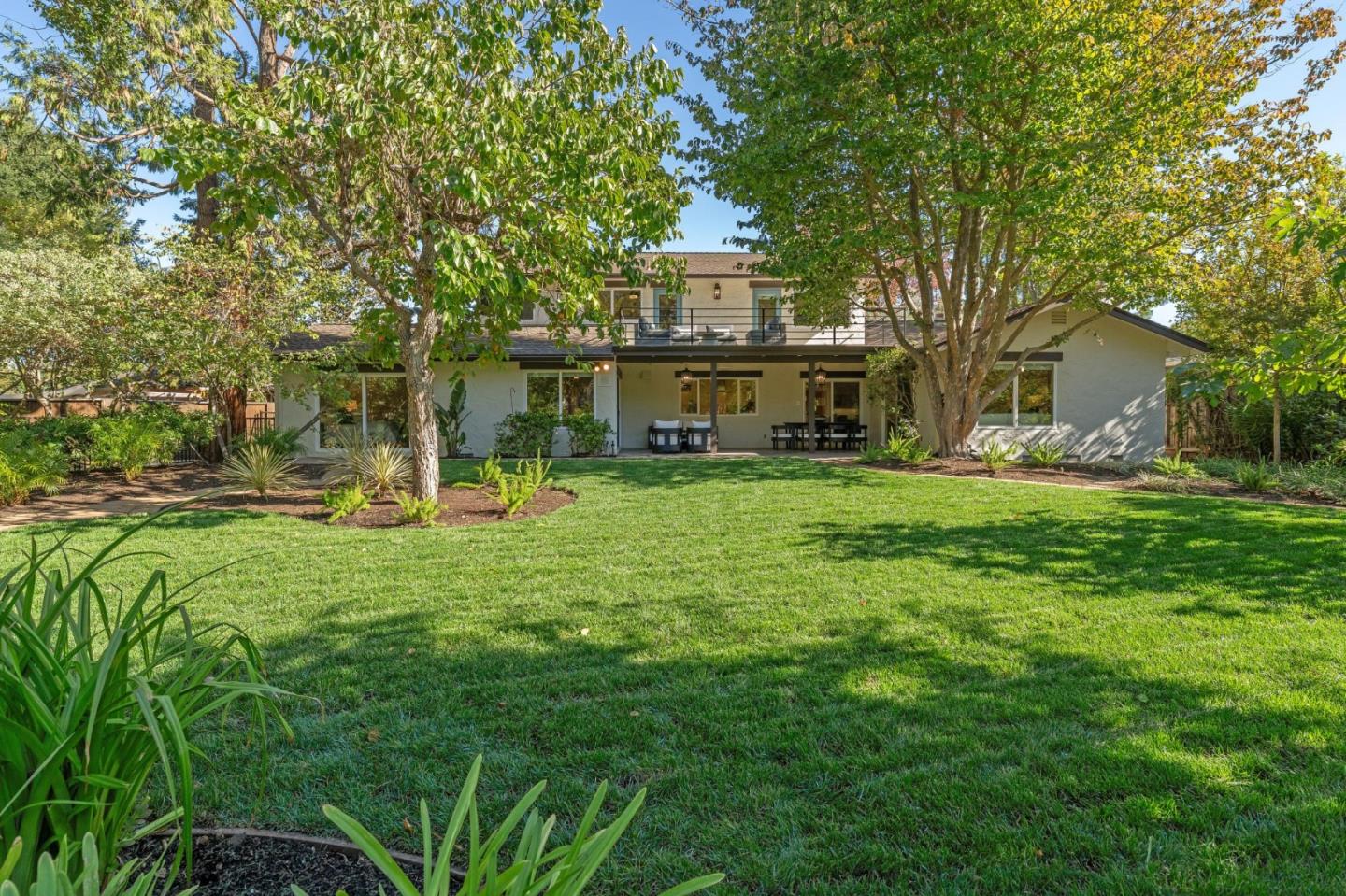 Detail Gallery Image 67 of 81 For 1523 Ashcroft Way, Sunnyvale,  CA 94087 - 6 Beds | 4/1 Baths