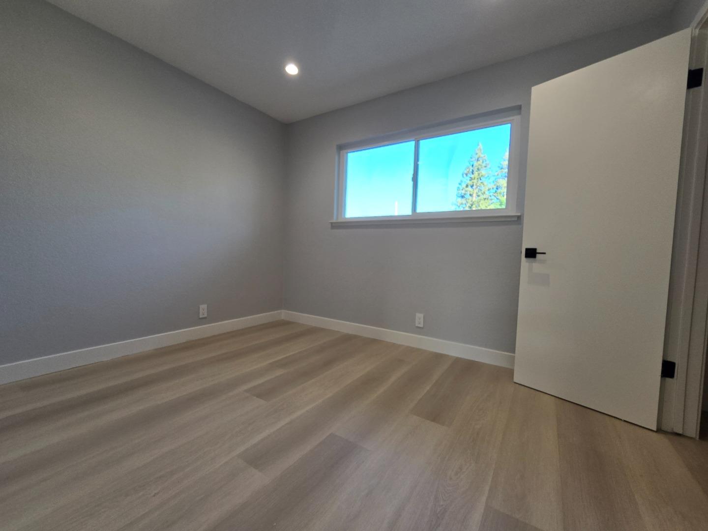 Detail Gallery Image 12 of 35 For 840 Quince Ave #27,  Santa Clara,  CA 95051 - 2 Beds | 1/1 Baths