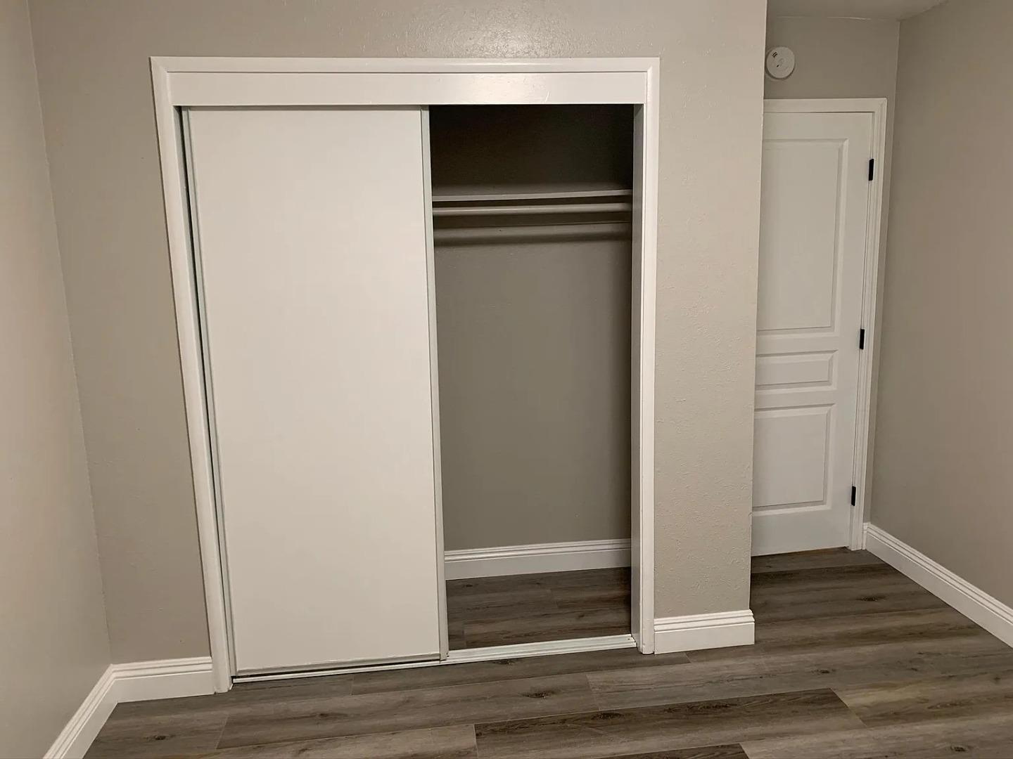 Detail Gallery Image 10 of 20 For 717 Lampasas Ave, Sacramento,  CA 95815 - – Beds | – Baths