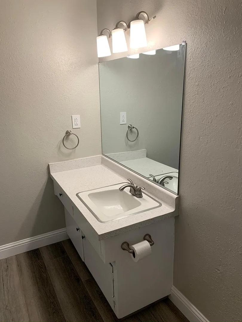 Detail Gallery Image 14 of 20 For 717 Lampasas Ave, Sacramento,  CA 95815 - – Beds | – Baths