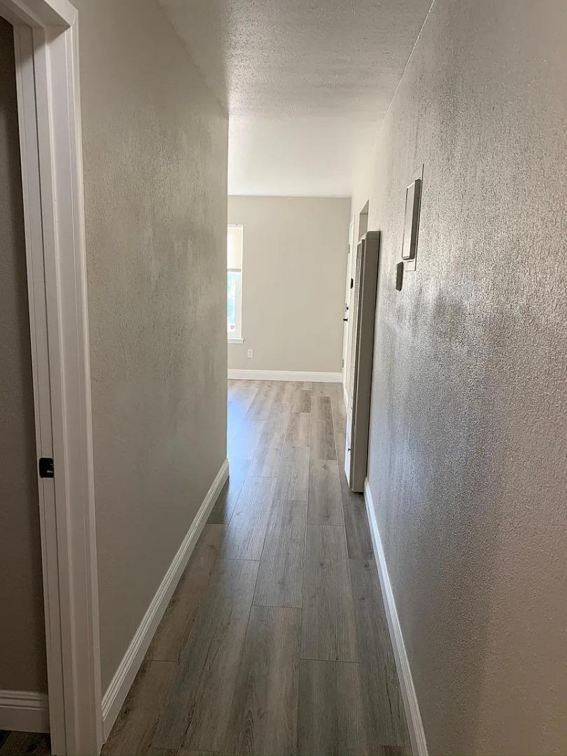 Detail Gallery Image 6 of 20 For 717 Lampasas Ave, Sacramento,  CA 95815 - – Beds | – Baths