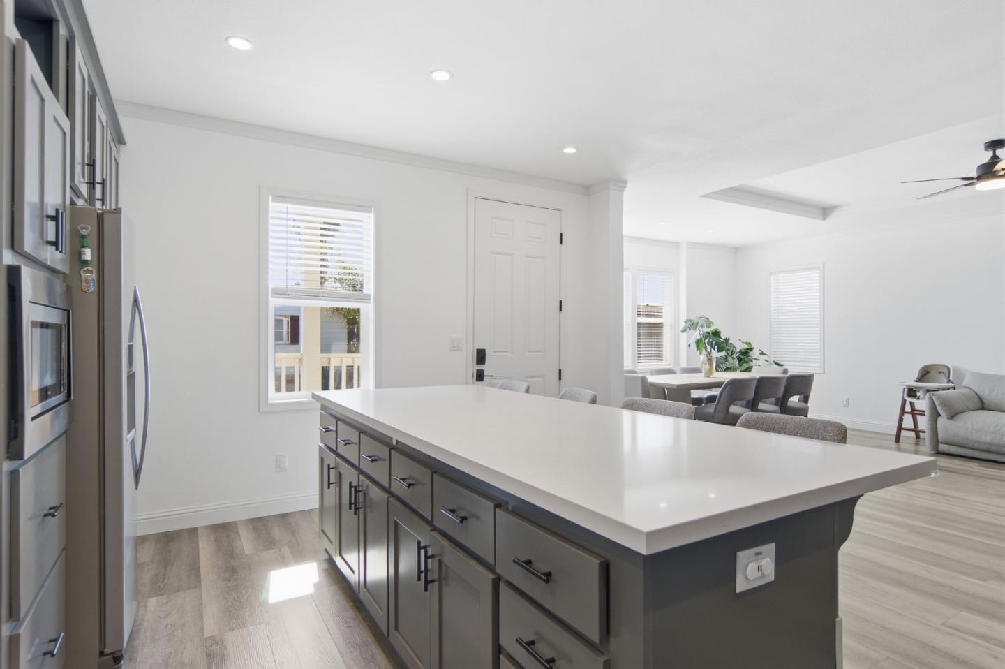 Detail Gallery Image 11 of 25 For 1842 Quimby Rd #1842,  San Jose,  CA 95122 - 3 Beds | 2 Baths