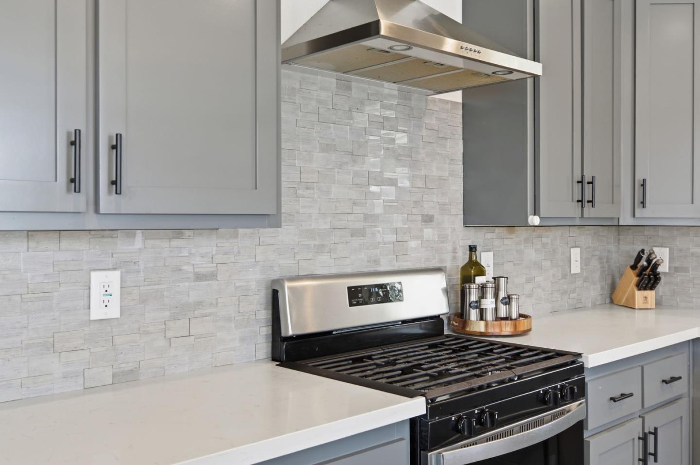 Detail Gallery Image 12 of 25 For 1842 Quimby Rd #1842,  San Jose,  CA 95122 - 3 Beds | 2 Baths